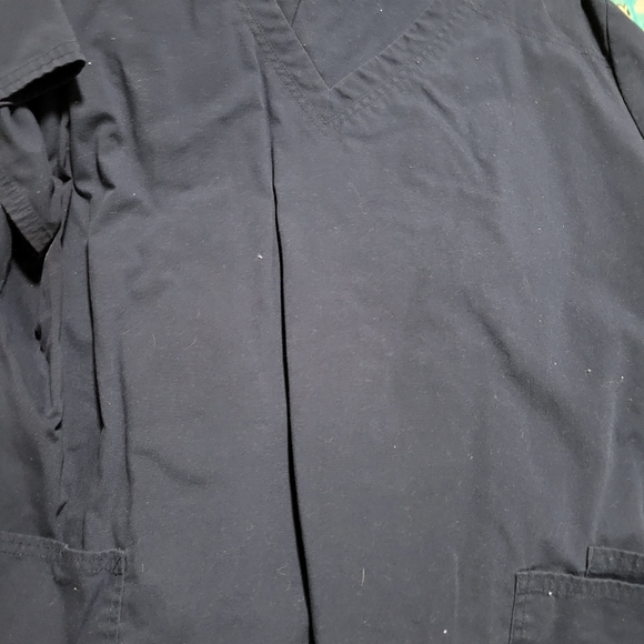 Scrub sets - Picture 10 of 12